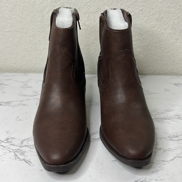 Style & Co Perriee Womens Faux Leather Pointed Toe Cowboy, Western Boots - Picture 4 of 9